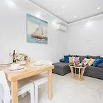 Opal Apartment Split